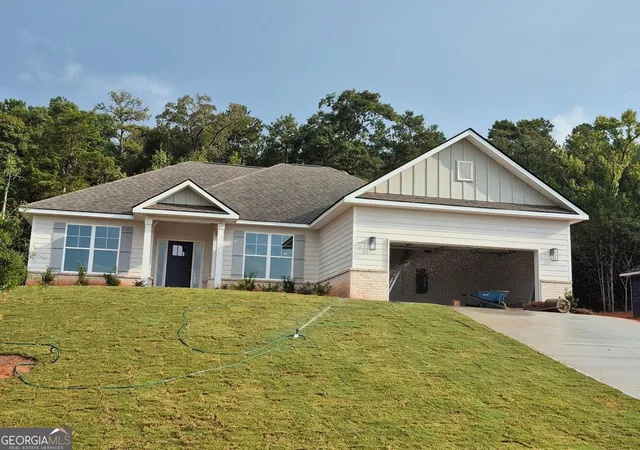 Photo 1 of Single family home for sale at 1031 Holliday Pass, Griffin, GA 30223 | MLS# 10847357 | Listing updated on 2026-10-07