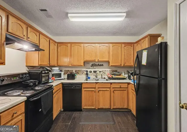 Photo 3 of Townhouse for sale at 1275 Maple Valley Ct, Union City, GA 30291 | MLS# 10850141 | Listing updated on 2026-10-05
