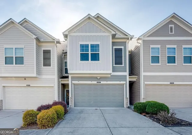 Townhouse for sale at 6167 Centennial Run, Atlanta, GA 30349 | MLS# 10847771