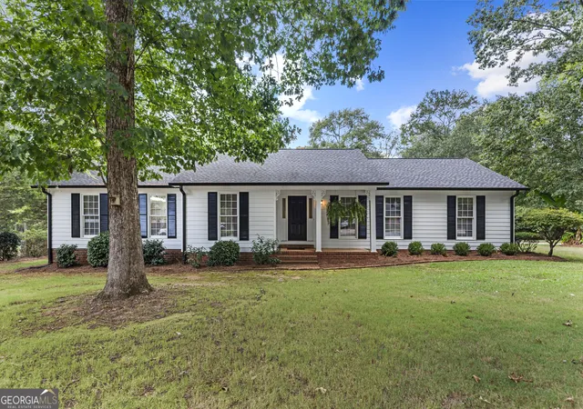 Single family home for sale at 186 Elderberry Cir, Athens, GA 30605 | MLS# 10850036