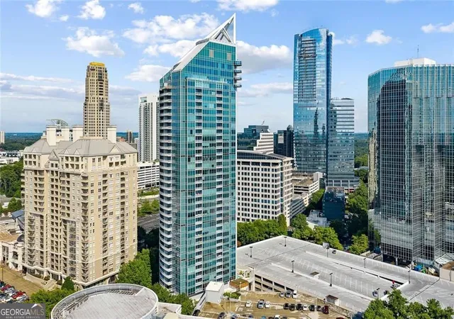 Listing Photo 2 - Condo for sale in building located at 3338 Peachtree Rd Ne, Atlanta, GA 30326 - Unit #1810