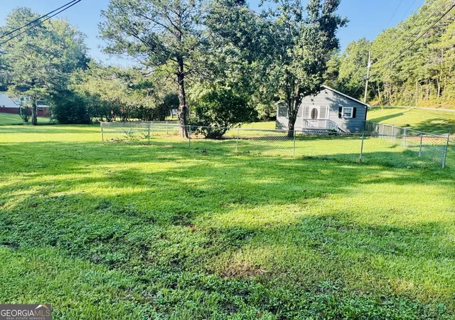Photo 2 of Single family home for sale at 482 E Pine Lake Dr, West Point, GA 31833 | MLS# 10851146 | Listing updated on 2026-10-06