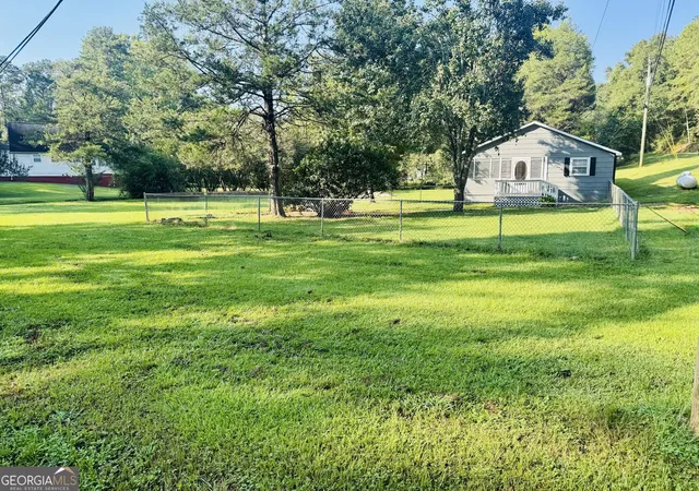 Photo 3 of Single family home for sale at 482 E Pine Lake Dr, West Point, GA 31833 | MLS# 10851146 | Listing updated on 2026-10-06