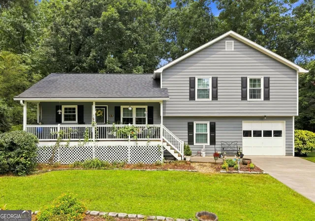 Photo 1 of Single family home for sale at 2488 Forestdale Dr, Dacula, GA 30019 | MLS# 10837957 | Listing updated on 2026-10-04