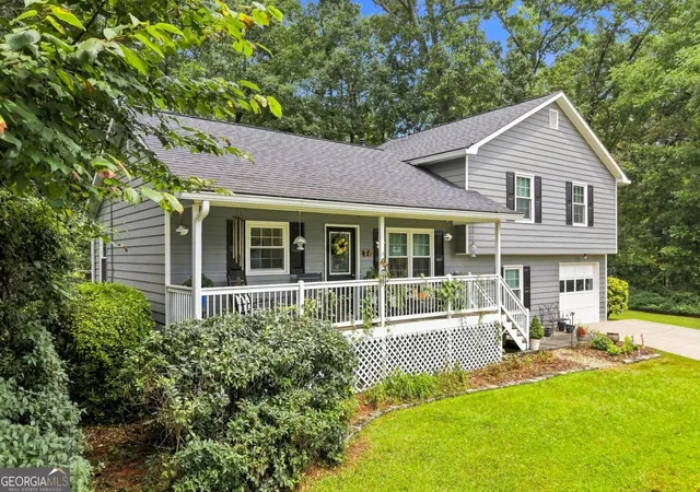 Photo 2 of Single family home for sale at 2488 Forestdale Dr, Dacula, GA 30019 | MLS# 10837957 | Listing updated on 2026-10-04