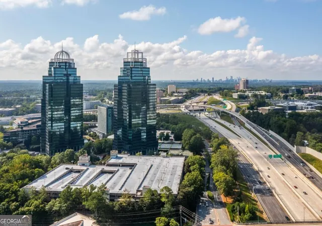 Listing Photo 2 - Condo for sale in building located at 795 Hammond Dr, Atlanta, GA 30328 - Unit #1013