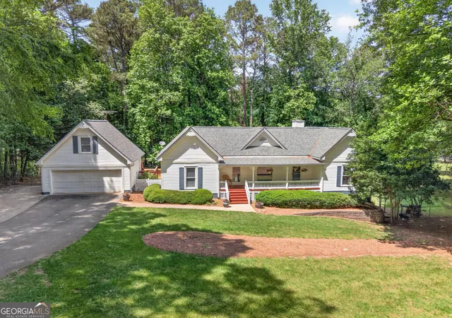 Photo 1 of Single family home for sale at 6 Adella Ln, Jefferson, GA 30549 | MLS# 10739070 | Listing updated on 2026-09-13