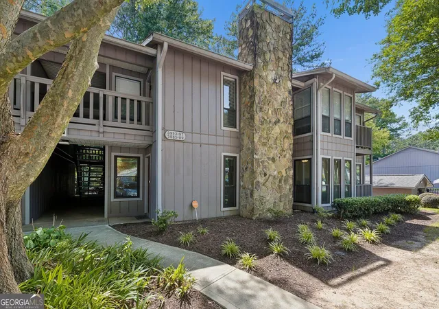 Photo 2 of Condo for sale at 3985 Woodridge Way #3985 BUILDING 11, Tucker, GA 30084 | MLS# 10843779 | Listing updated on 2026-09-11
