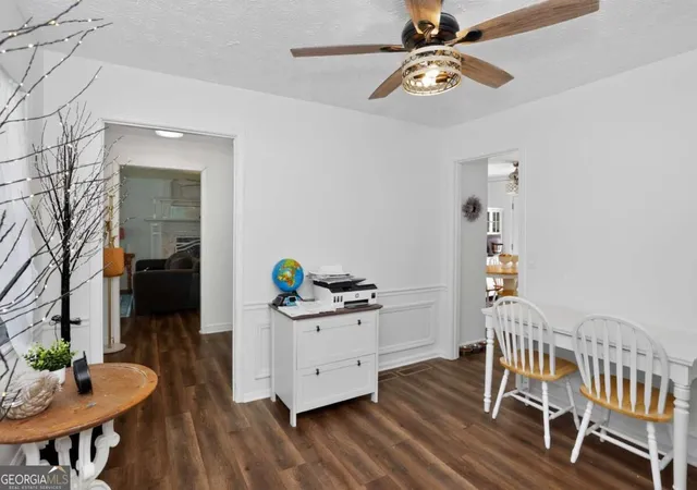Photo 3 of Single family home for sale at 222 Valley Brk Dr, Woodstock, GA 30188 | MLS# 10836976 | Listing updated on 2026-09-17