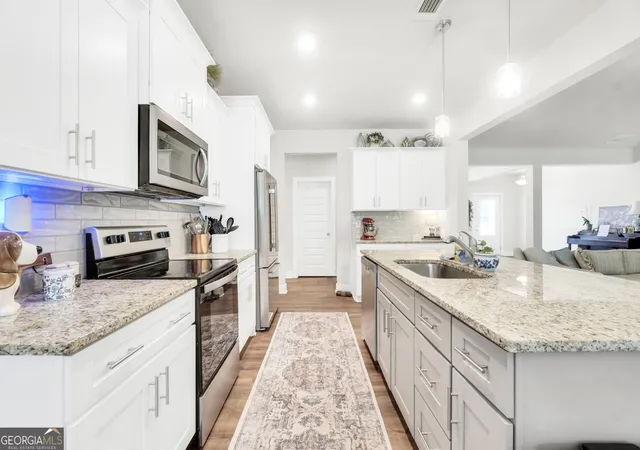 Photo 3 of Single family home for sale at 203 Oak Ridge Dr, Monticello, GA 31064 | MLS# 10802424 | Listing updated on 2026-09-25