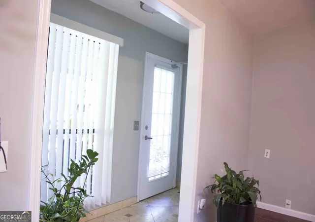 Photo 3 of Single family home for sale at 5744 Everglades Ln, Norcross, GA 30071 | MLS# 10818495 | Listing updated on 2026-09-01