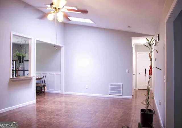 Photo 4 of Single family home for sale at 5744 Everglades Ln, Norcross, GA 30071 | MLS# 10818495 | Listing updated on 2026-09-01