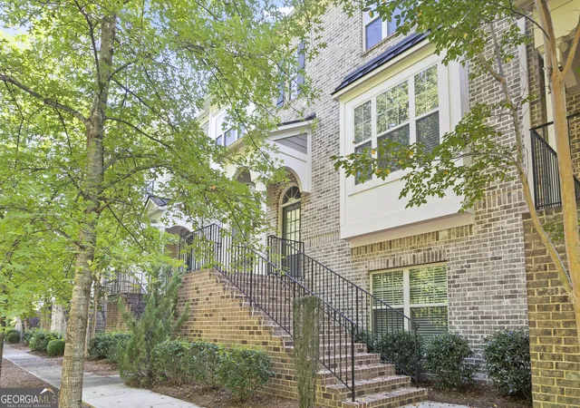 Photo 2 of Townhouse for sale at 4160 Butler Dr, Chamblee, GA 30341 | MLS# 10841621 | Listing updated on 2026-09-13