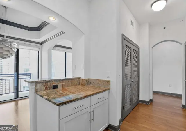 Photo 3 of Condo for sale at 3445 Stratford Rd Ne #2604, Atlanta, GA 30326 | MLS# 10849186 | Listing updated on 2026-10-02