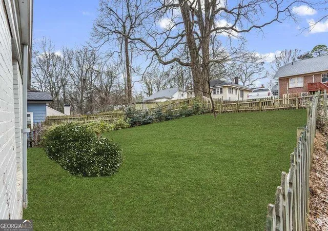 Photo 22 of Single family home for sale at 960 Byron Dr Sw, Atlanta, GA 30310 | MLS# 10844548 | Listing updated on 2026-09-11