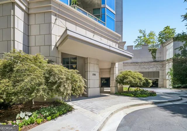 Photo 38 of Condo for sale at 2795 Peachtree Rd NE #405, Atlanta, GA 30305 | MLS# 10849095 | Listing updated on 2026-10-08
