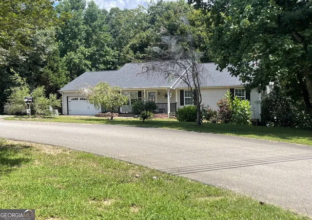 Photo 3 of Single family home for sale at 14 Rayelee Cir, Jasper, GA 30143 | MLS# 10853476 | Listing updated on 2026-10-09