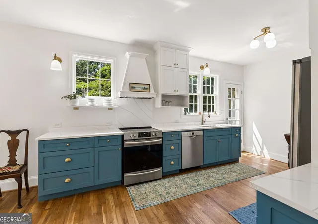 Photo 4 of Single family home for sale at 2573 Tilson Dr SE, Atlanta, GA 30317 | MLS# 10843097 | Listing updated on 2026-09-22