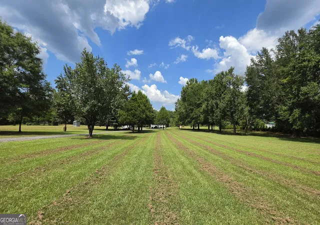 Photo 4 of Sale Pending at 3255 Alvaton Rd, Gay, GA 30218 | MLS# 10826860 | Listing updated on 2026-09-23