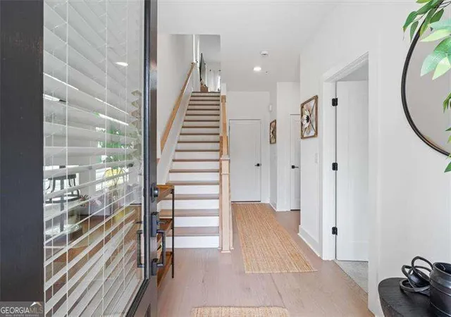 Photo 3 of Townhouse for sale at 285 Walker Ave, Roswell, GA 30076 | MLS# 10820399 | Listing updated on 2026-09-11