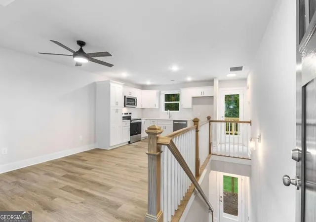 Photo 3 of Single family home for sale at 5740 Pebblebrook Trl, Gainesville, GA 30506 | MLS# 10850671 | Listing updated on 2026-10-06