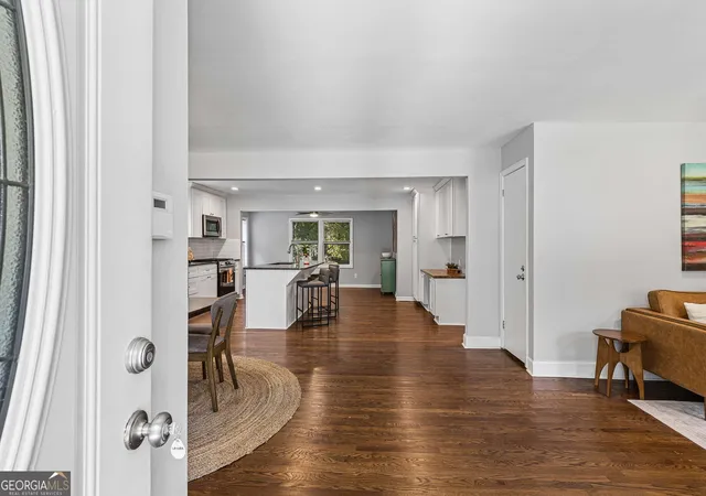 Photo 3 of Sale Pending at 1271 Cahaba Dr SW, Atlanta, GA 30311 | MLS# 10873498 | Listing updated on 2026-10-30