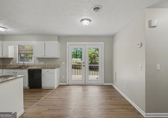 Photo 3 of Single family home for sale at 342 Laurel Ln, Stockbridge, GA 30281 | MLS# 10738994 | Listing updated on 2026-10-08