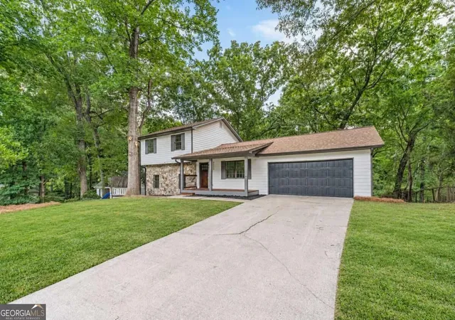 Photo 1 of Single family home for sale at 2273 Ivy Crst Dr, Buford, GA 30519 | MLS# 10840672 | Listing updated on 2026-09-18