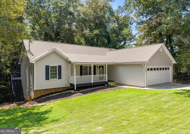 Photo 3 of Single family home for sale at 473 Christopher Dr, Gainesville, GA 30501 | MLS# 10842432 | Listing updated on 2026-09-09