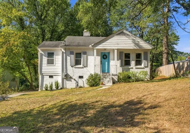 Photo 1 of Single family home for sale at 106 Aviation Rd Se, Marietta, GA 30060 | MLS# 10848020 | Listing updated on 2026-10-06