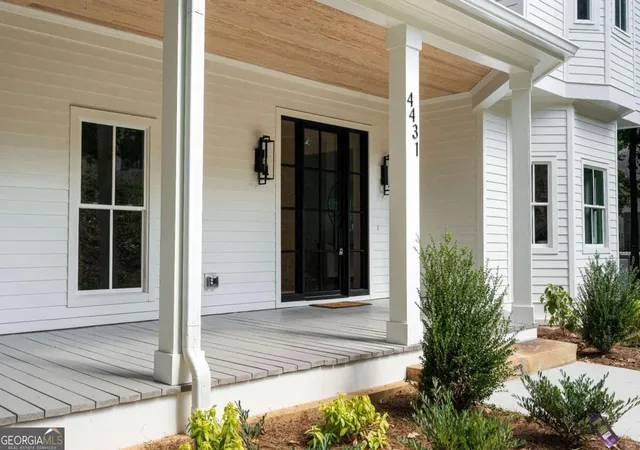 Photo 3 of Mansion for sale at 4431 Northside Chase Nw, Atlanta, GA 30327 | MLS# 10847539 | Listing updated on 2026-09-21