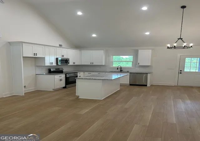 Photo 3 of Single family home for sale at 1395 Edwards Road, Yatesville, GA 31097 | MLS# 10832972 | Listing updated on 2026-09-28