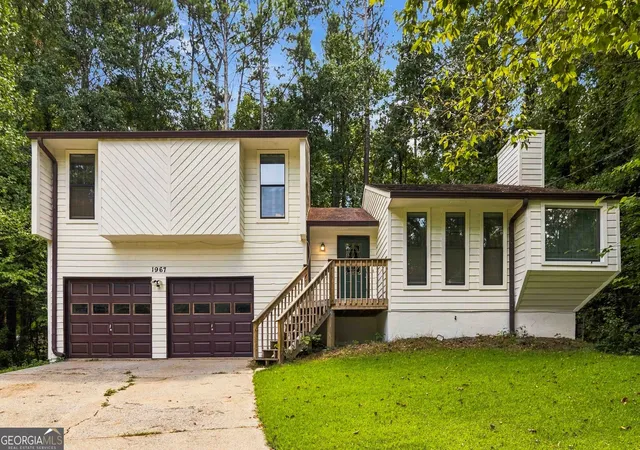 Single family home for sale at 1967 Kelvin Dr, Lawrenceville, GA 30043 | MLS# 10843958