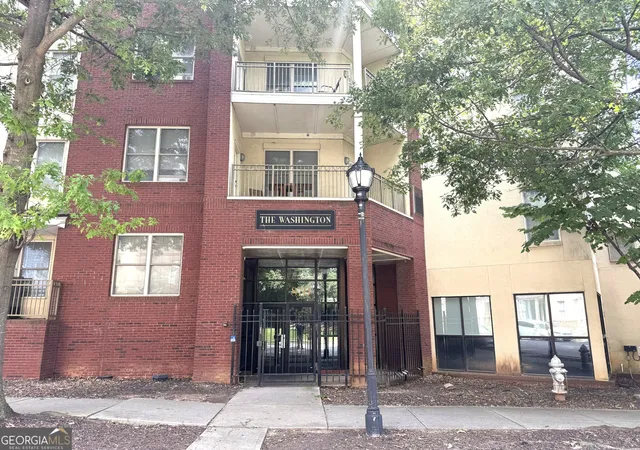 Photo 1 of Condo for sale at 870 Mayson Turner Rd Nw #1001, Atlanta, GA 30314 | MLS# 10847880 | Listing updated on 2026-09-18