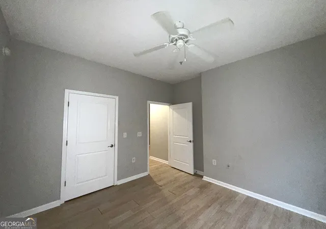 Photo 3 of Condo for sale at 870 Mayson Turner Rd Nw #1001, Atlanta, GA 30314 | MLS# 10847880 | Listing updated on 2026-09-18