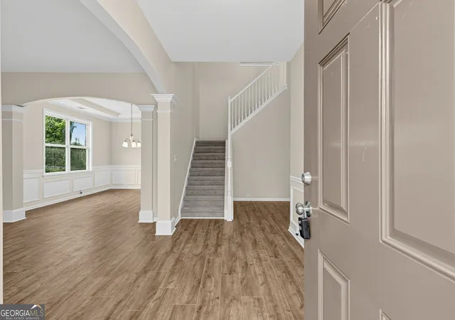 Photo 3 of Sale Pending at 6380 Stonelake Dr, Atlanta, GA 30331 | MLS# 10842179 | Listing updated on 2026-09-14
