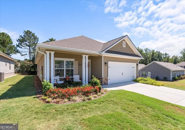 Photo 3 of Single family home for sale at 143 Windmill Way, Carrollton, GA 30117 | MLS# 10843758 | Listing updated on 2026-09-28