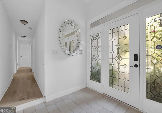 Photo 4 of Single family home for sale at 1980 Westwood Cir Se, Smyrna, GA 30080 | MLS# 10801885 | Listing updated on 2026-09-23