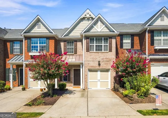 Photo 1 of Townhouse for sale at 9820 Alger Tr, Johns Creek, GA 30022 | MLS# 10840038 | Listing updated on 2026-09-17