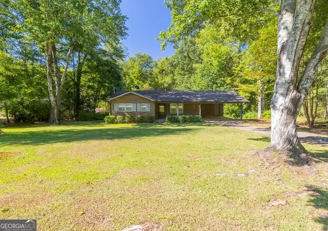 Photo 1 of Single family home for sale at 880 Smithonia Rd, Winterville, GA 30683 | MLS# 10845142 | Listing updated on 2026-09-29