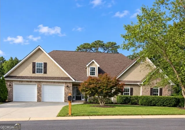 Photo 1 of Single family home for sale at 97 E Riley, Chatsworth, GA 30705 | MLS# 10848505 | Listing updated on 2026-10-10