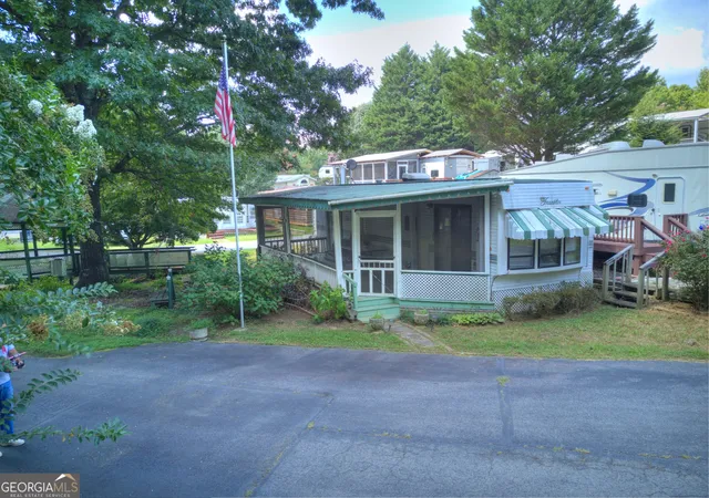 Photo 1 of Single family home for sale at 110 Holiday Loop, Cleveland, GA 30528 | MLS# 10833681 | Listing updated on 2026-09-15