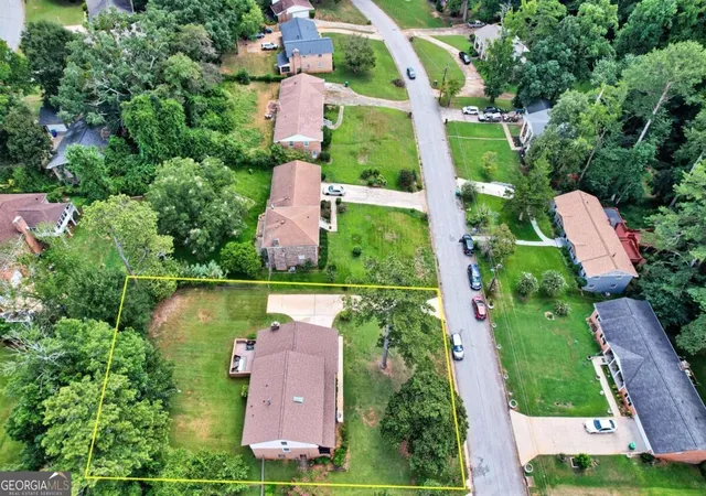 Photo 4 of Single family home for sale at 3652 Greentree Farms Dr, Decatur, GA 30034 | MLS# 10838193 | Listing updated on 2026-09-16