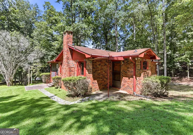 Photo 3 of Single family home for sale at 6505a Julian Rd, Gainesville, GA 30506 | MLS# 10842538 | Listing updated on 2026-09-23