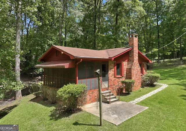 Photo 4 of Single family home for sale at 6505a Julian Rd, Gainesville, GA 30506 | MLS# 10842538 | Listing updated on 2026-09-23