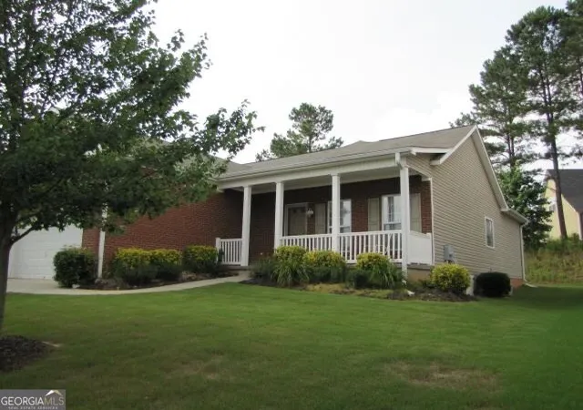 Photo 1 of Single family home for sale at 211 Turnbridge Cir, Peachtree City, GA 30269 | MLS# 10838793 | Listing updated on 2026-09-04
