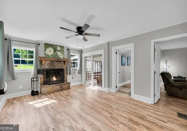 Photo 4 of Single family home for sale at 1472 Hollywood Hwy, Clarkesville, GA 30523 | MLS# 10839926 | Listing updated on 2026-09-22