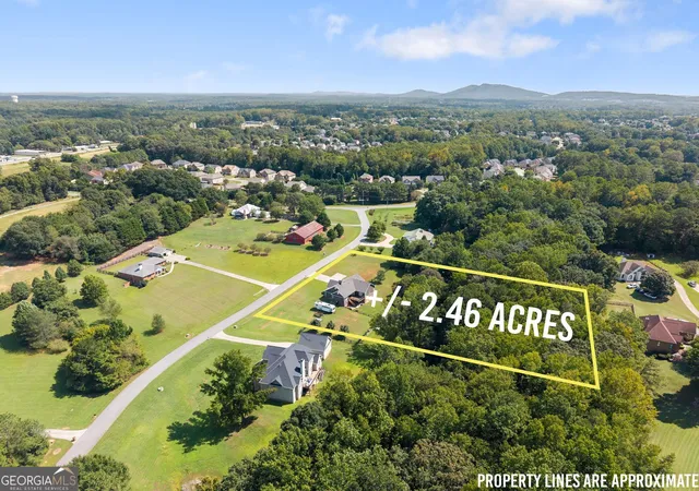 Photo 3 of Single family home for sale at 4465 Carters Creek Ln, Cumming, GA 30040 | MLS# 10835066 | Listing updated on 2026-09-13