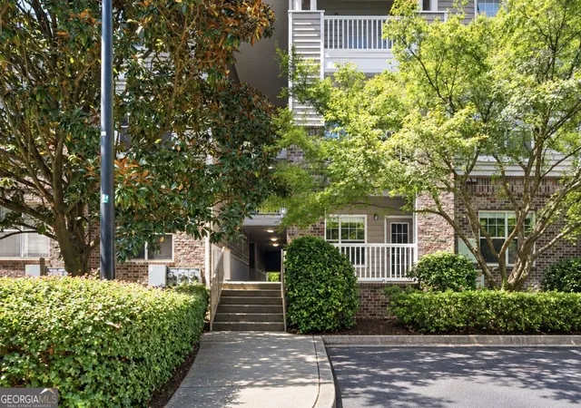 Condo for sale at 2700 Pine Tree Rd NE #2104, Atlanta, GA 30324 | MLS# 10843171