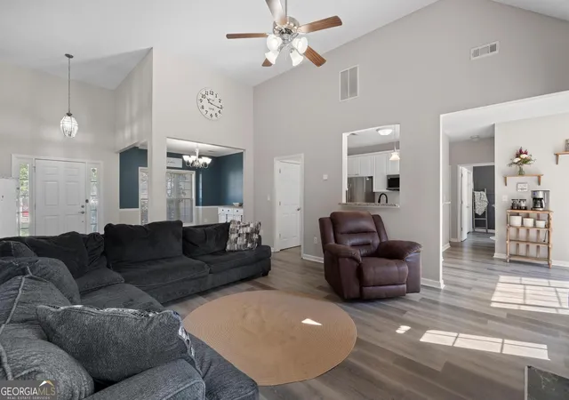 Photo 3 of Sale Pending at 84 Bedford Park Dr, Newnan, GA 30263 | MLS# 10839514 | Listing updated on 2026-09-07